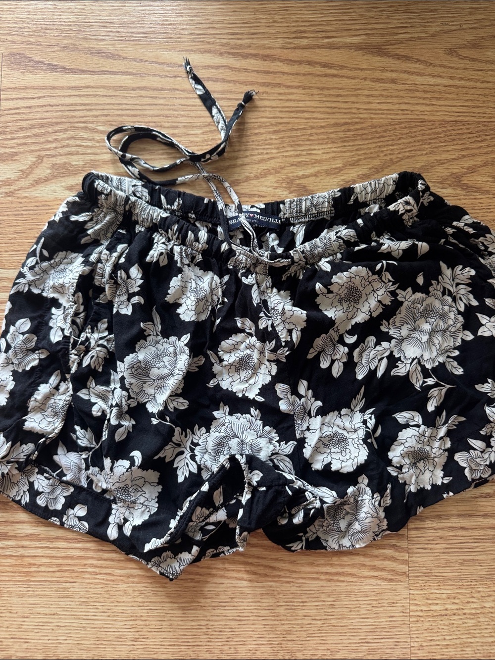Brandy Melville lounge shorts
